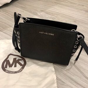 Black Michael Kors Selma bag